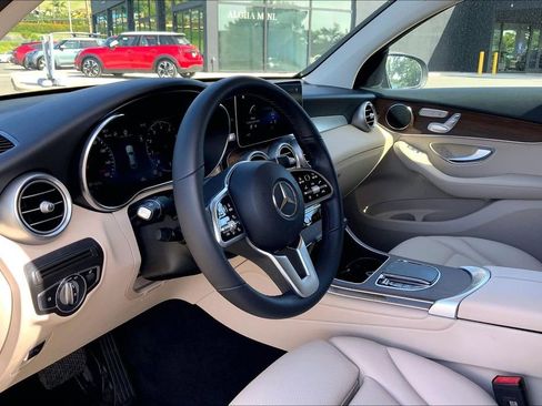 Used 2023 Mercedes-Benz GLC 300 4MATIC Coupe image 14