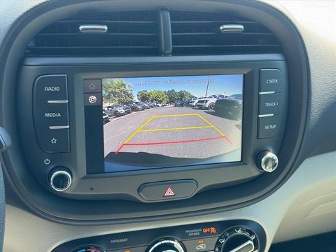 Certified 2025 Kia Soul LX FWD image 23