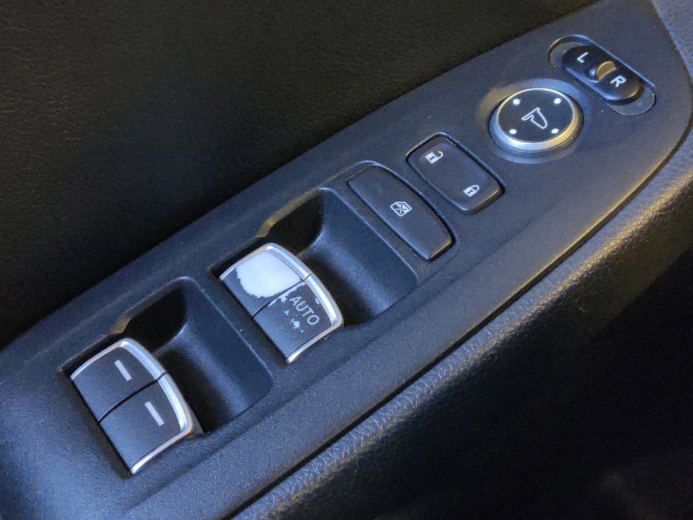 Used 2018 Honda Accord EX-L image 27