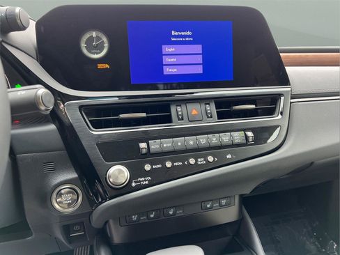 New 2025 Lexus ES 350 w/ Premium Package image 22