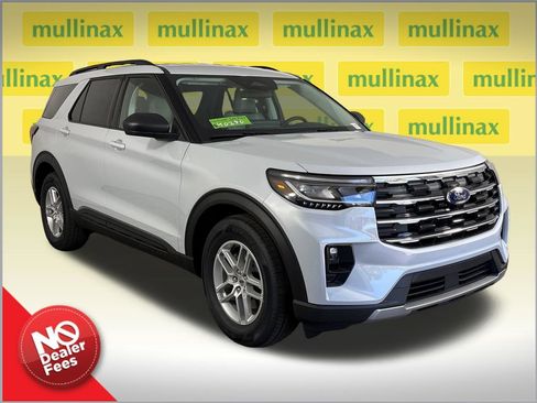 New 2026 Ford Explorer Active w/ Active Comfort Package RWD image 1