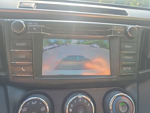Used 2018 Toyota RAV4 LE w/ All Weather Liner Package FWD image 19