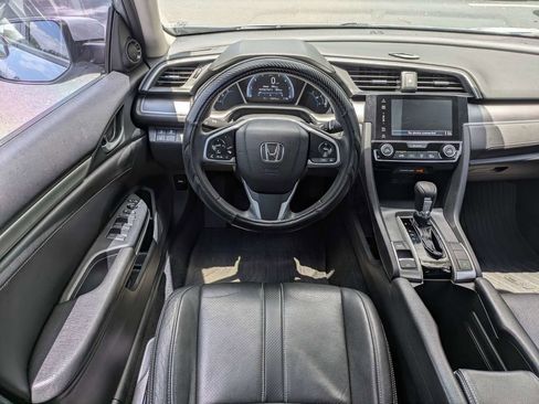Used 2018 Honda Civic EX image 16