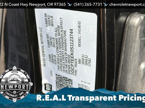 Used 2025 Chevrolet Colorado Trail Boss AWD/4WD image 29