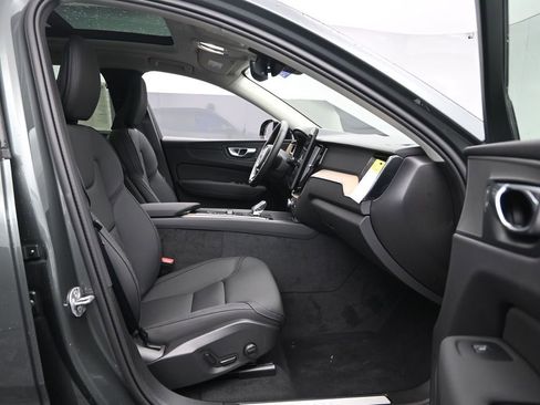 New 2026 Volvo XC60 B5 Core w/ Protection Package Premier image 22
