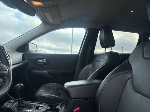 Used 2022 Jeep Cherokee Latitude Lux image 27