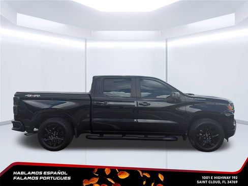 Used 2023 Chevrolet Silverado 1500 Custom AWD/4WD image 6