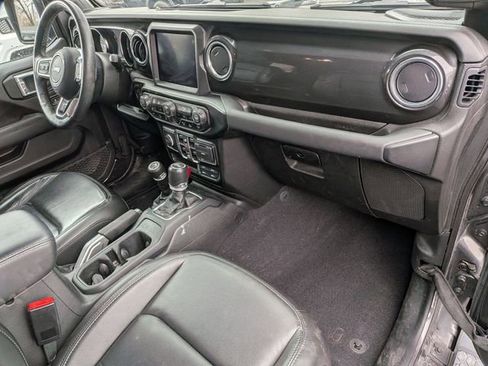 Certified 2021 Jeep Wrangler Unlimited Sahara image 31