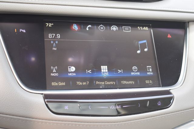 Certified 2018 Cadillac XT5 Luxury w/ Driver Awareness Package AWD/4WD image 35