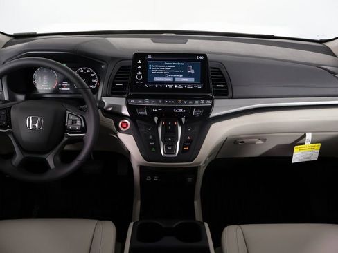 New 2026 Honda Odyssey EX-L image 4