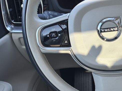 Certified 2023 Volvo S60 B5 Core image 19