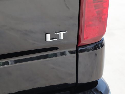 Used 2022 Chevrolet Silverado 1500 LT image 9