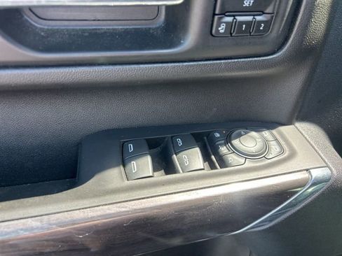 Used 2021 Chevrolet Silverado 2500 LTZ image 13