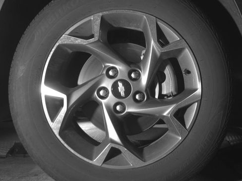 Used 2025 Chevrolet Trax LT image 13