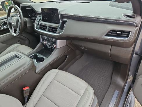 Used 2022 GMC Yukon SLT w/ SLT Luxury Package RWD image 28