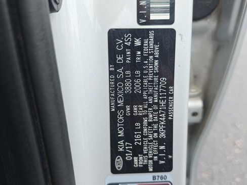 Used 2017 Kia Forte LX FWD image 23