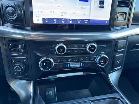 Used 2021 Ford F150 Lariat AWD/4WD image 26