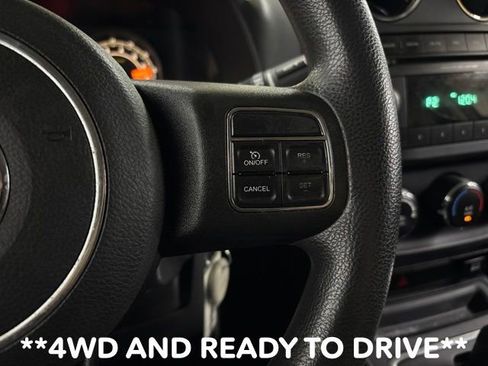 Used 2014 Jeep Patriot Sport w/ Power Value Group AWD/4WD image 31