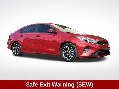 Used 2023 Kia Forte LXS w/ LXS Technology Package image 10