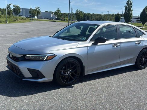 Used 2024 Honda Civic Sport image 12
