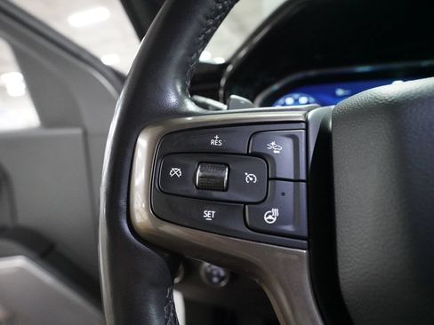 Used 2022 Chevrolet Silverado 1500 High Country w/ High Country Premium Package AWD/4WD image 17