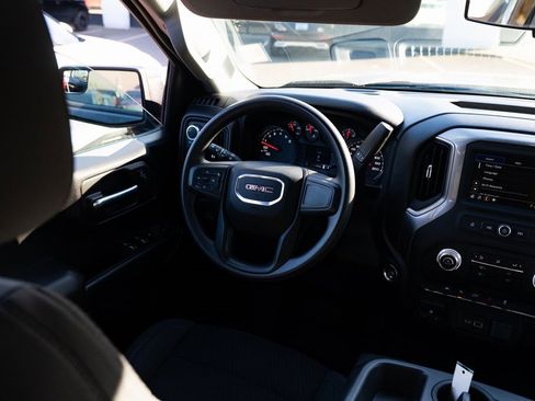 Used 2023 GMC Sierra 1500 Pro image 9