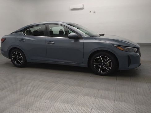 Used 2024 Nissan Sentra SV image 11