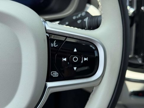 Certified 2026 Volvo XC60 B5 Ultra w/ Climate Package AWD/4WD image 20