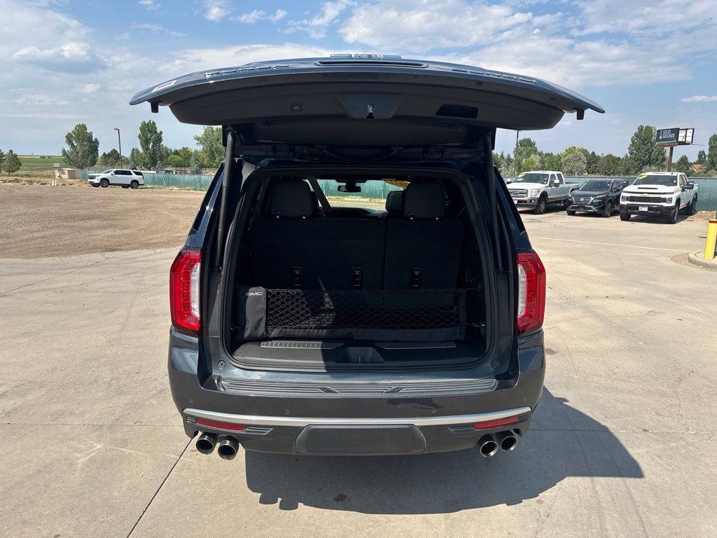 Used 2022 GMC Yukon Denali AWD/4WD image 24