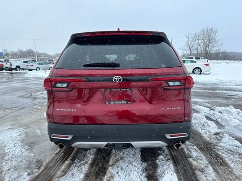 Used 2026 Toyota Grand Highlander AWD Hybrid image 26