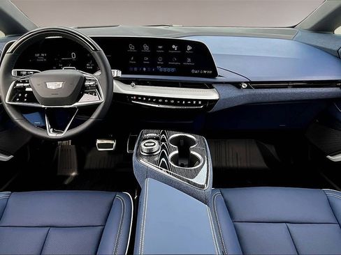 New 2026 Cadillac Optiq Sport 2 w/ LPO, Floor Liner Package image 5