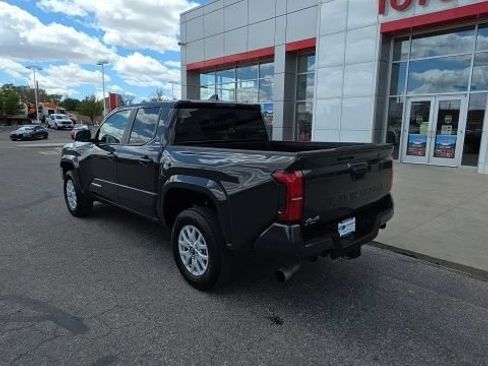 Used 2025 Toyota Tacoma SR5 AWD/4WD image 3