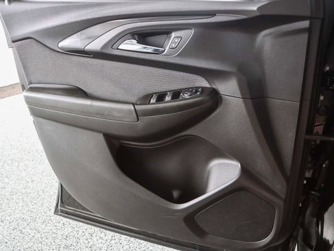 Used 2021 Chevrolet TrailBlazer LT w/ Convenience Package image 22