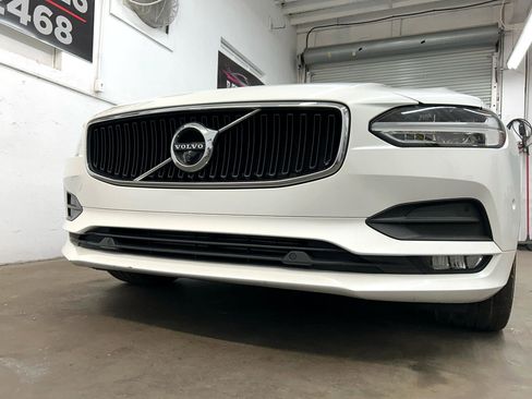 Used 2018 Volvo S90 T5 Momentum w/ Convenience Package image 15