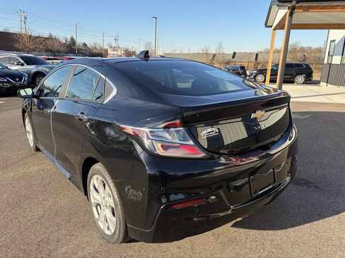 Used 2018 Chevrolet Volt Premier w/ Driver Confidence Package image 15
