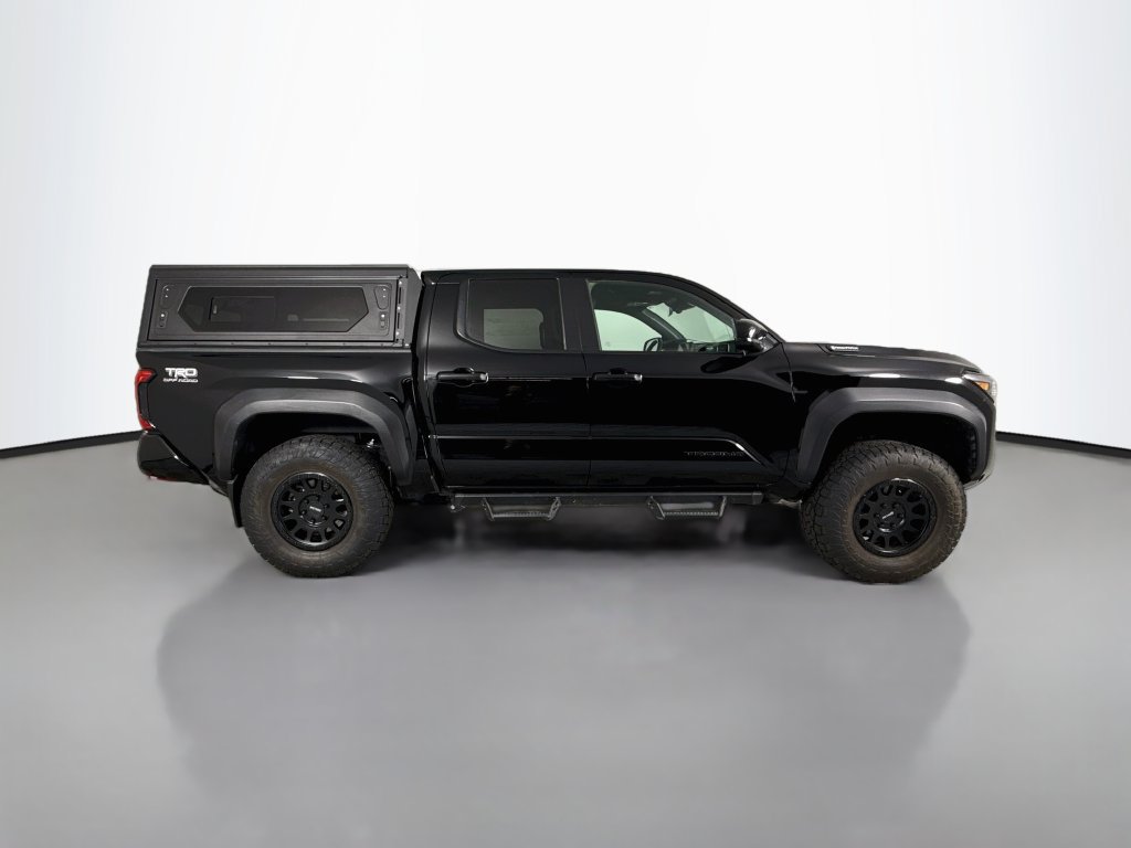 Used 2024 Toyota Tacoma TRD Off-Road AWD/4WD image 8