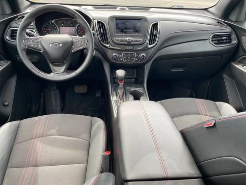 Used 2023 Chevrolet Equinox RS w/ LPO, Floor Liner Package FWD image 5