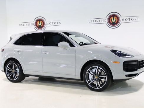 Used 2020 Porsche Cayenne Turbo AWD/4WD image 7