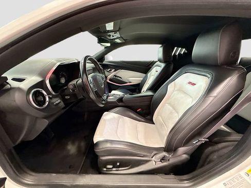 Used 2016 Chevrolet Camaro SS image 21