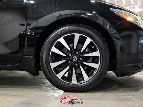 Used 2018 Nissan Altima 2.5 SL w/ 2.5 SL Technology Package image 10