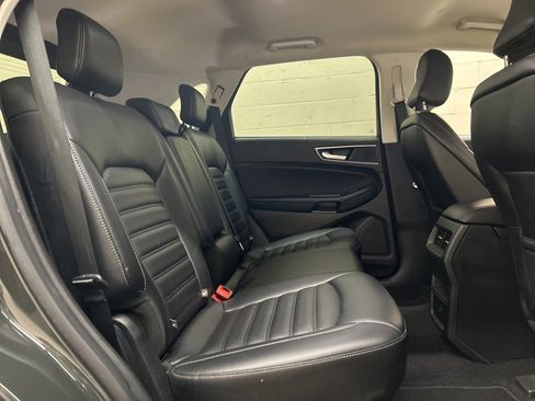 Used 2023 Ford Edge SEL image 16