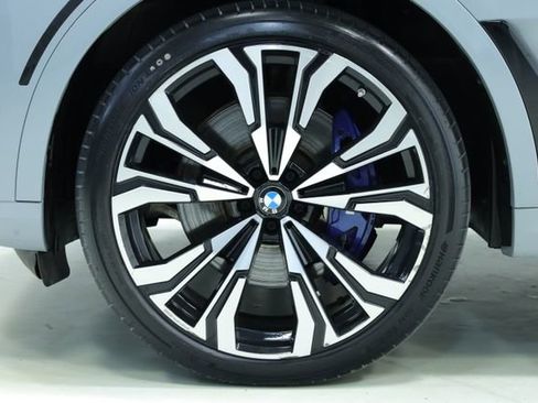 Used 2024 BMW X7 M60i w/ Executive Package AWD/4WD image 8