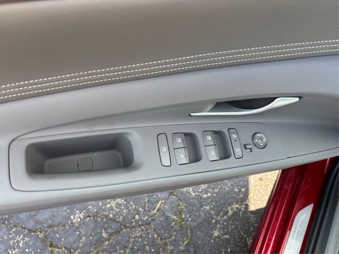 Certified 2025 Hyundai Elantra SEL FWD image 29