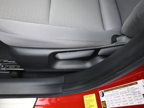 Used 2024 Toyota Prius LE image 7