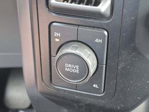 Used 2023 Ford F150 XLT AWD/4WD image 6