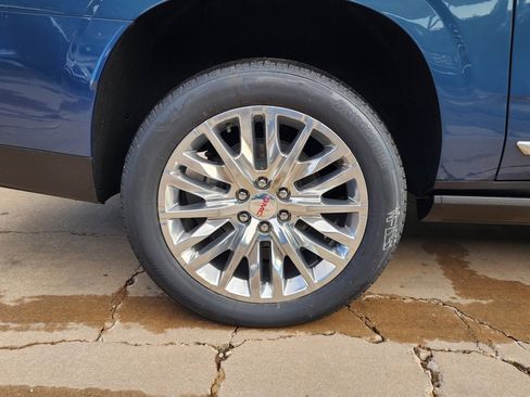 New 2026 GMC Yukon XL Denali w/ Sun & Power Step Package image 61