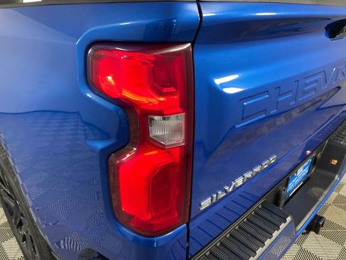Used 2022 Chevrolet Silverado 1500 RST AWD/4WD image 17