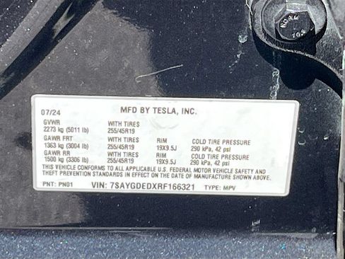 Used 2024 Tesla Model Y Long Range RWD image 33