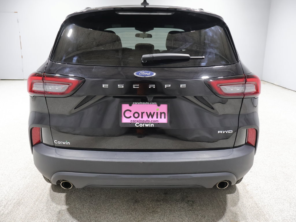 Used 2025 Ford Escape ST-Line AWD/4WD image 3