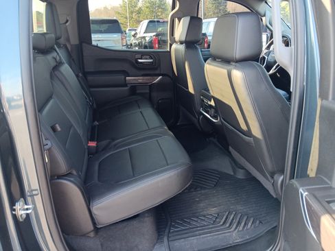 Used 2020 Chevrolet Silverado 1500 LTZ image 18